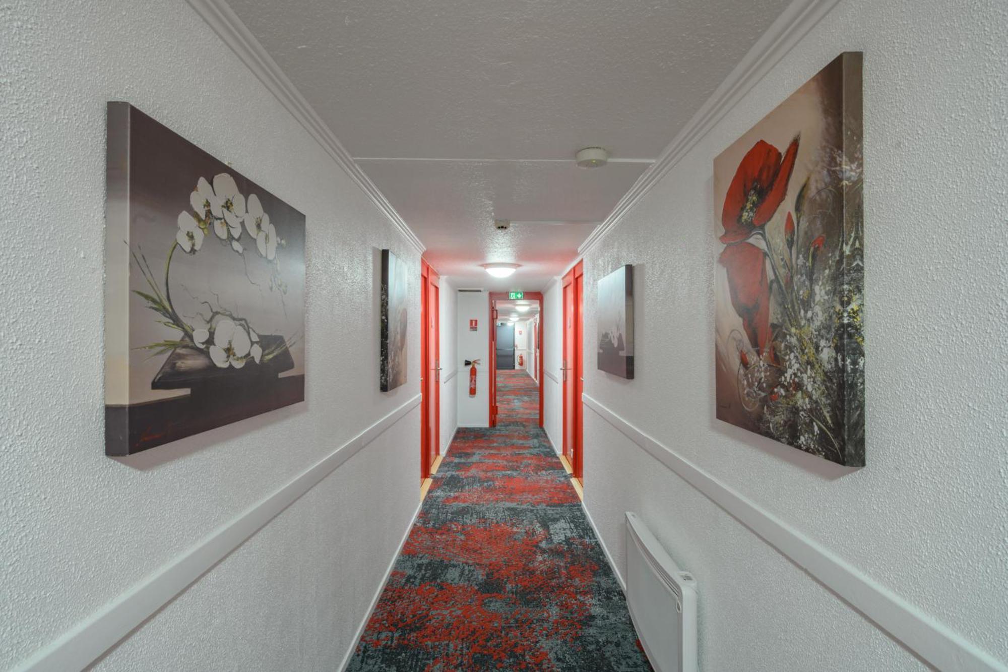 Brit Hotel Reims La Neuvillette Exterior photo
